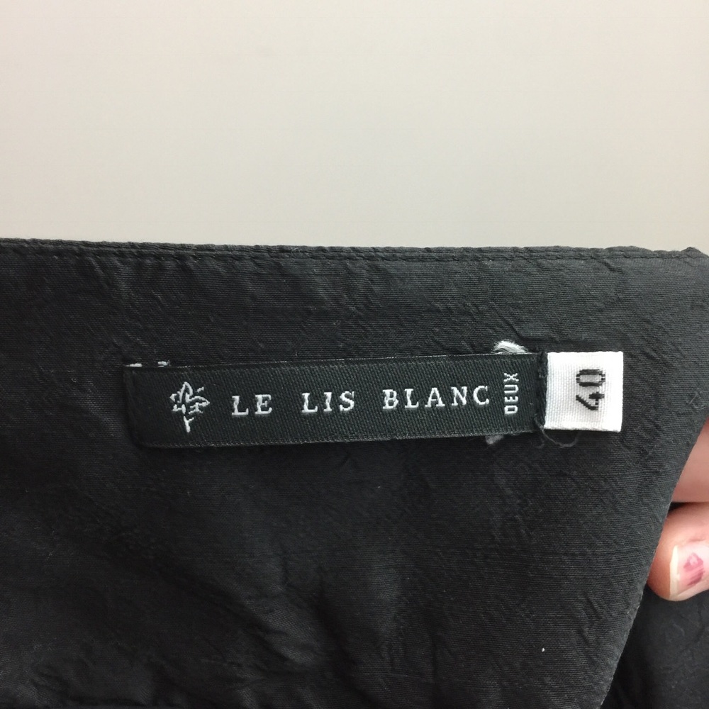 Le Lis Blanc Black Velvet Babydoll Midi Dress - Picture 5 of 8